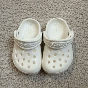 NEW CROCS White Clogs - size 4c